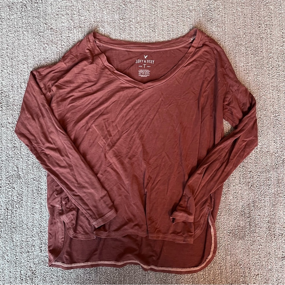 Brown long sleeve vneck shirt soft n sexy American Eagle